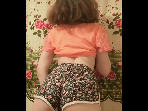 ❤️ Szexi fiatal csaj vetkőzteti le a rövidnadrágját a kamera előtt. ❌ Pornó videó at hu.porn-evooli.ru ️❤
